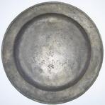 U304 Early 19th century pewter Plate 7 3/4"