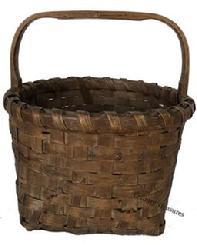 D457 Imporant Virginia Basket,Late 19th century early 20th century signed by Moses Harris who was born into slavery in 1864 in King and Queen Country Virginia.