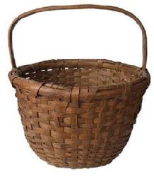 E37 Early 20th century Eastern Shore Maryland hand made Basket in old natural patina, with a double wrapped rim  beautiful steamed and bent handle, reinforce bottom, excellent condition