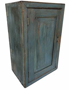 **Sold**H501 Stunning Pennsylvania hanging cupboard featuring dovetailed case and one, fully mortised and pegged door that boasts a beautiful, raised panel on both the outside and interior. Applied molding around the front features precisely mitered corners, beaded edges and is all mortised and pegged.
