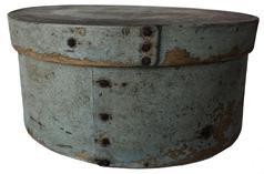 F29 19th century outstanding Pantry Box with old dry grey paint, heavy construction, bent wood round form with nailed lap joint