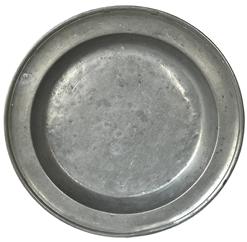 X464 Samuel Danforth pewter deep dish ca. 1805; single reed rim dish with two round Samuel Danforth spread eagle marks