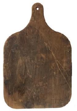 F343 19thC Pennslyvania pine breadboard with handle with hole for hanging and a single dovetailed 