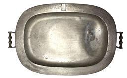 G109 18th century large antique pewter warming platter . a hinged lid for filling and draining the warm water. The bottom is marked  G109 18th century large antique pewter warming platter . a hinged lid for filling and draining the warm water. The bottom is marked