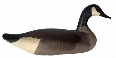 H387 Madison Mitchell original painted Canadian Goose decoy, 1960s. This is a weighted full-body size