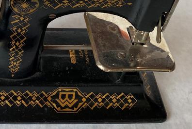 G473 Antique Bing sewing machine