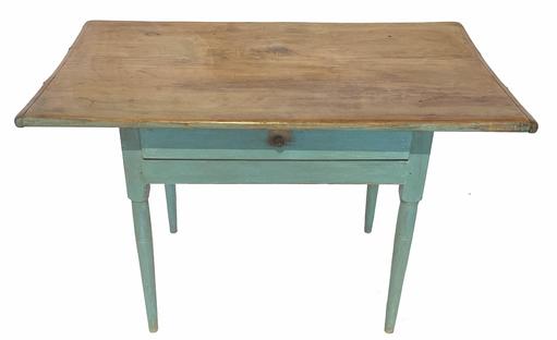 H424  18th Century American (New England) tavern table / work table retaining a old blue painted surface !Featuring a rectangular wide one-board top that is pegged on with bead-board ends over a single dovetailed drawer, raised on round hand turned legs. Measurements are 40 1/2 � wide 25� deep 25 ½� tall 